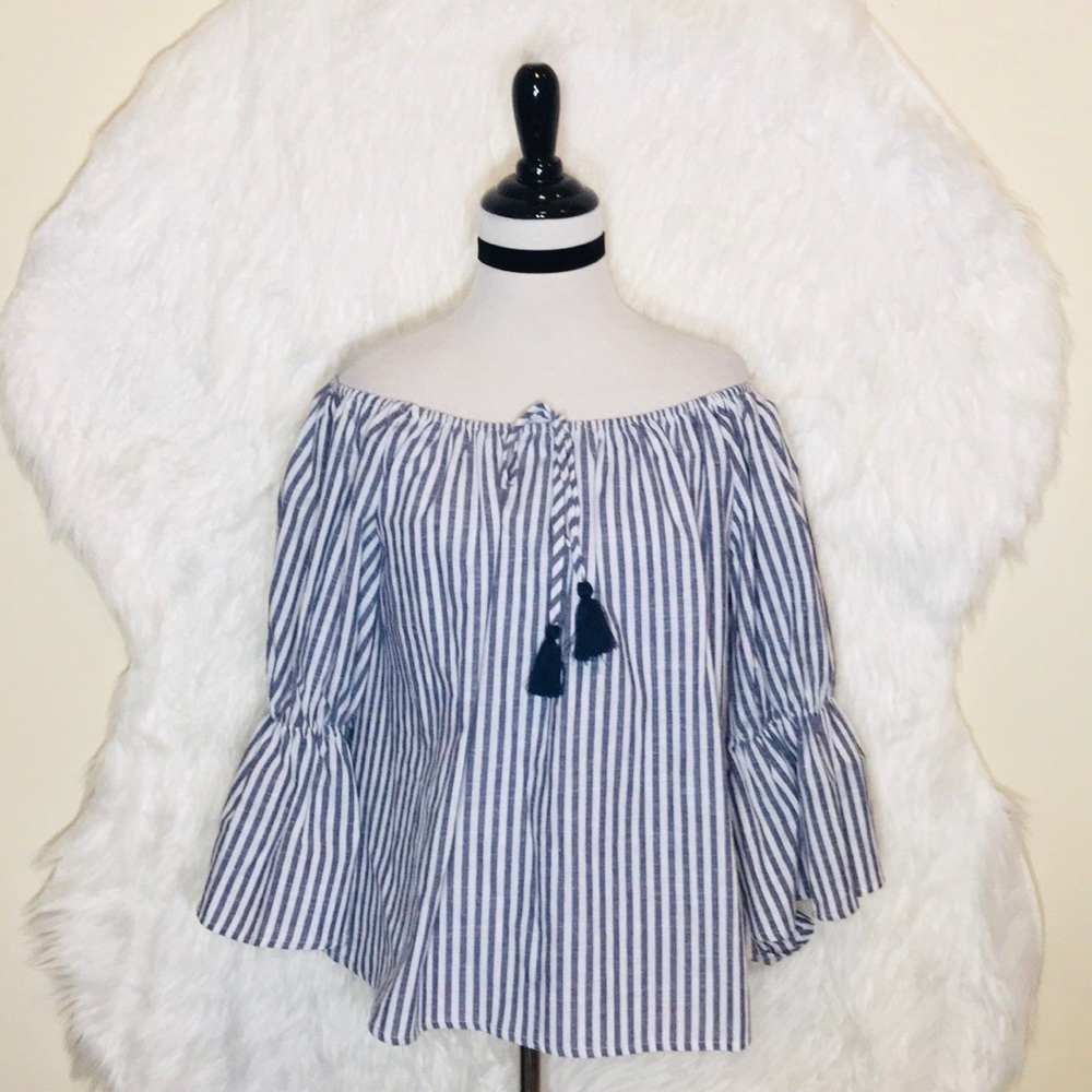 Rosette Striped On/Off Shoulder Bell Sleeve Top